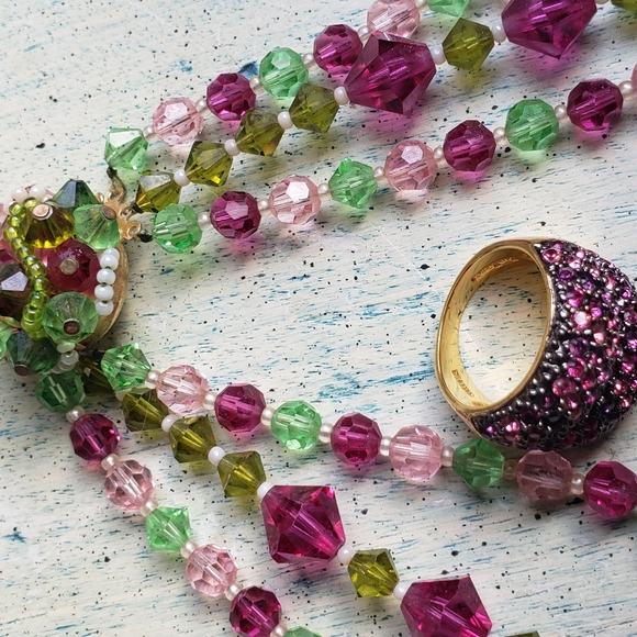 Pink Necklace and Ring set - Picture 2 of 6